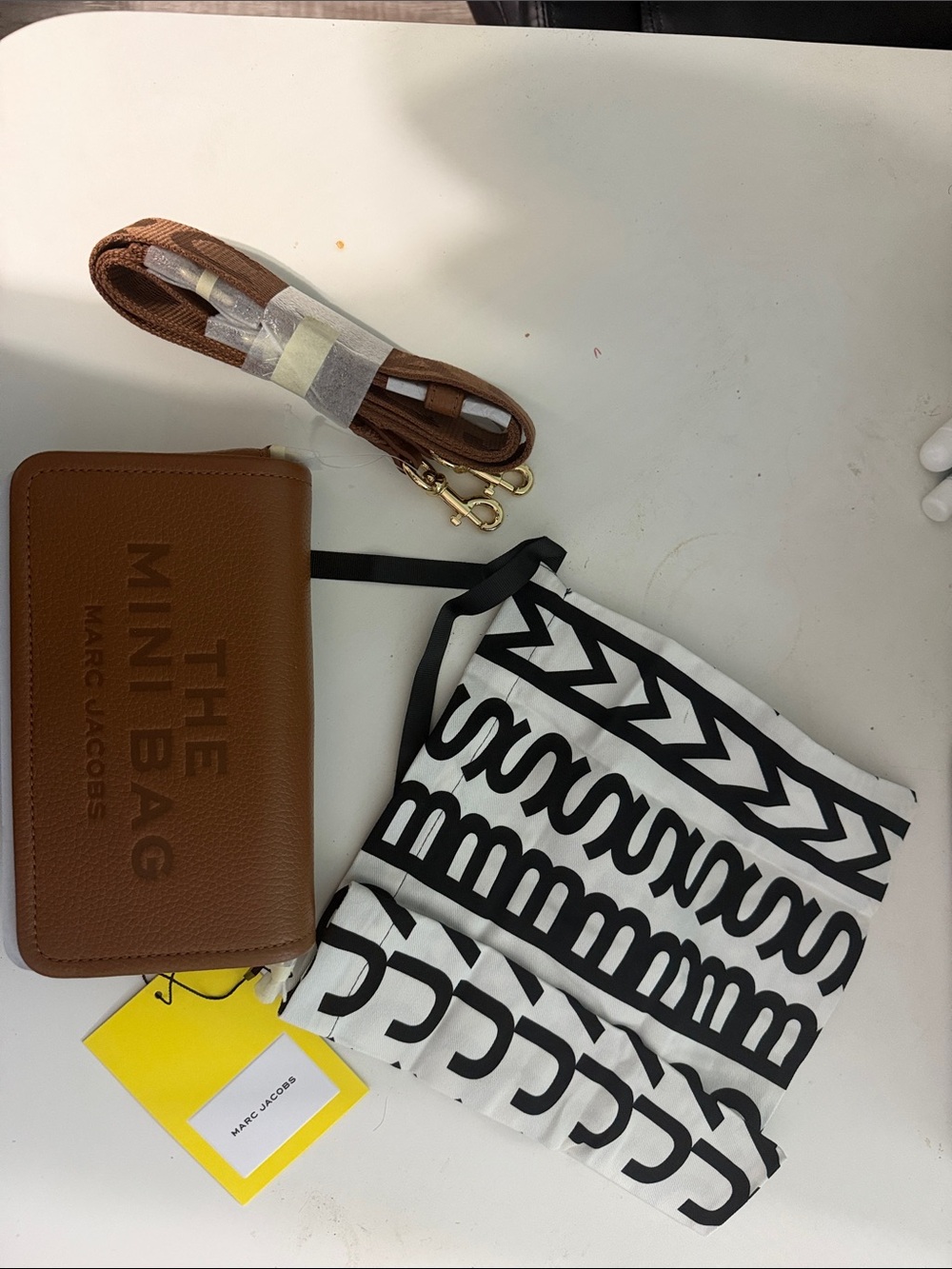 Marc Jacobs Brown The Mini Bag Crossbody Phone Case with Black-White Dust Bag